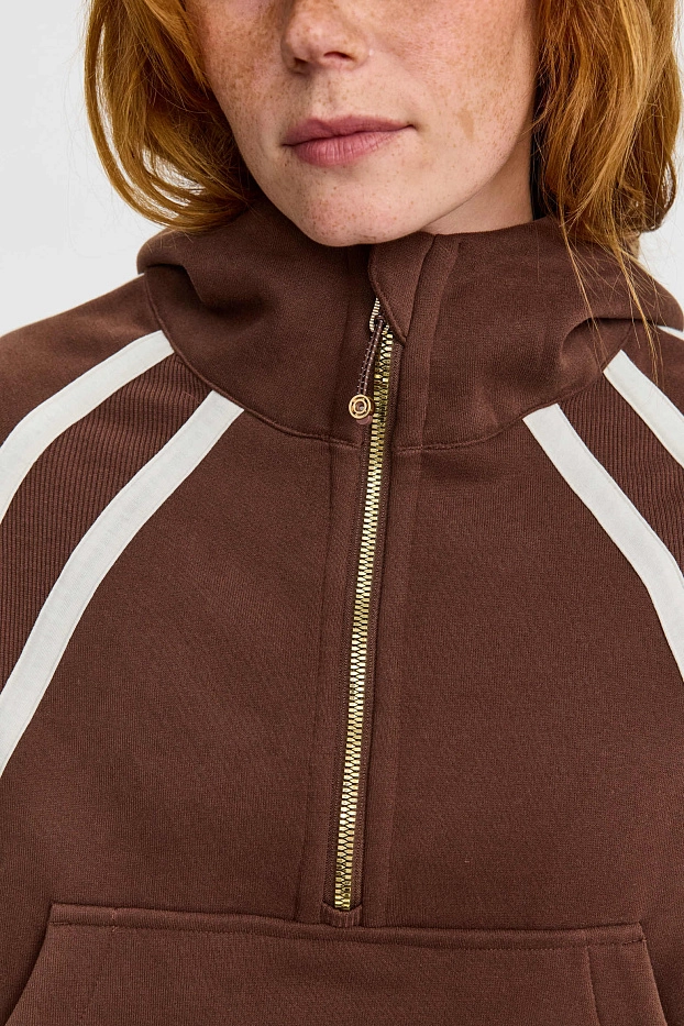 Худи оверсайз 1/2 zip с контрастными полосками UL