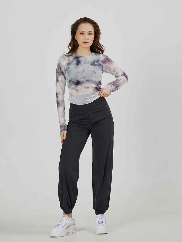 Лонгслив из сетки в технике tye-die с встроенным топом