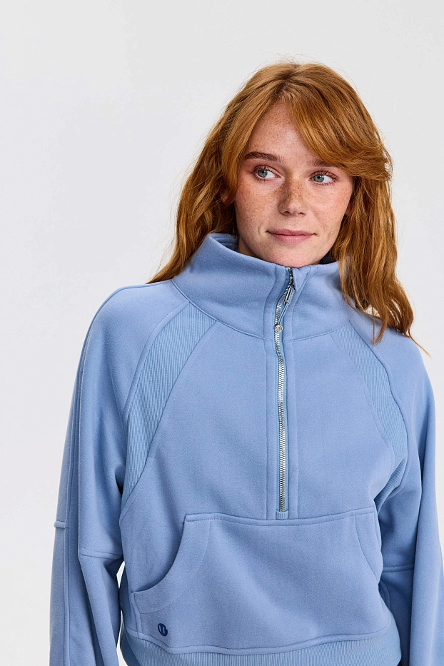 Свитшот оверсайз 1/2 zip с воротником UL