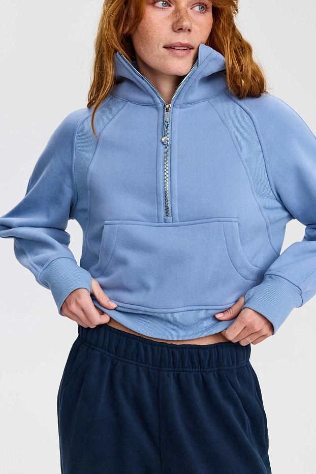 Свитшот оверсайз 1/2 zip с воротником UL