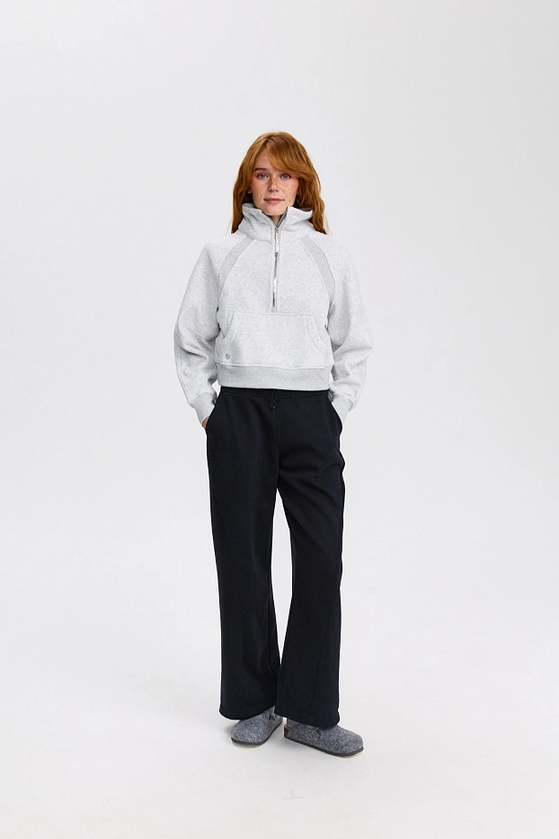 Свитшот оверсайз 1/2 zip с воротником UL